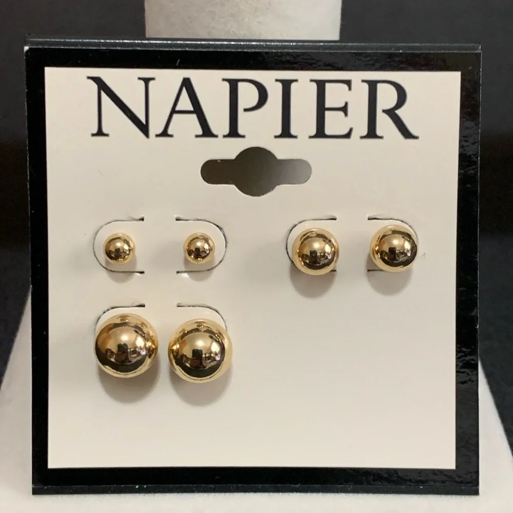 NWT Napier set of 3 gold tone ball stud earrings - Picture 1 of 2